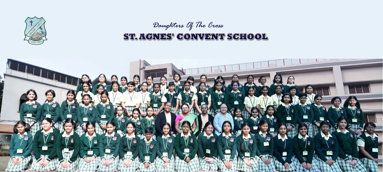 Class photograph - VIA